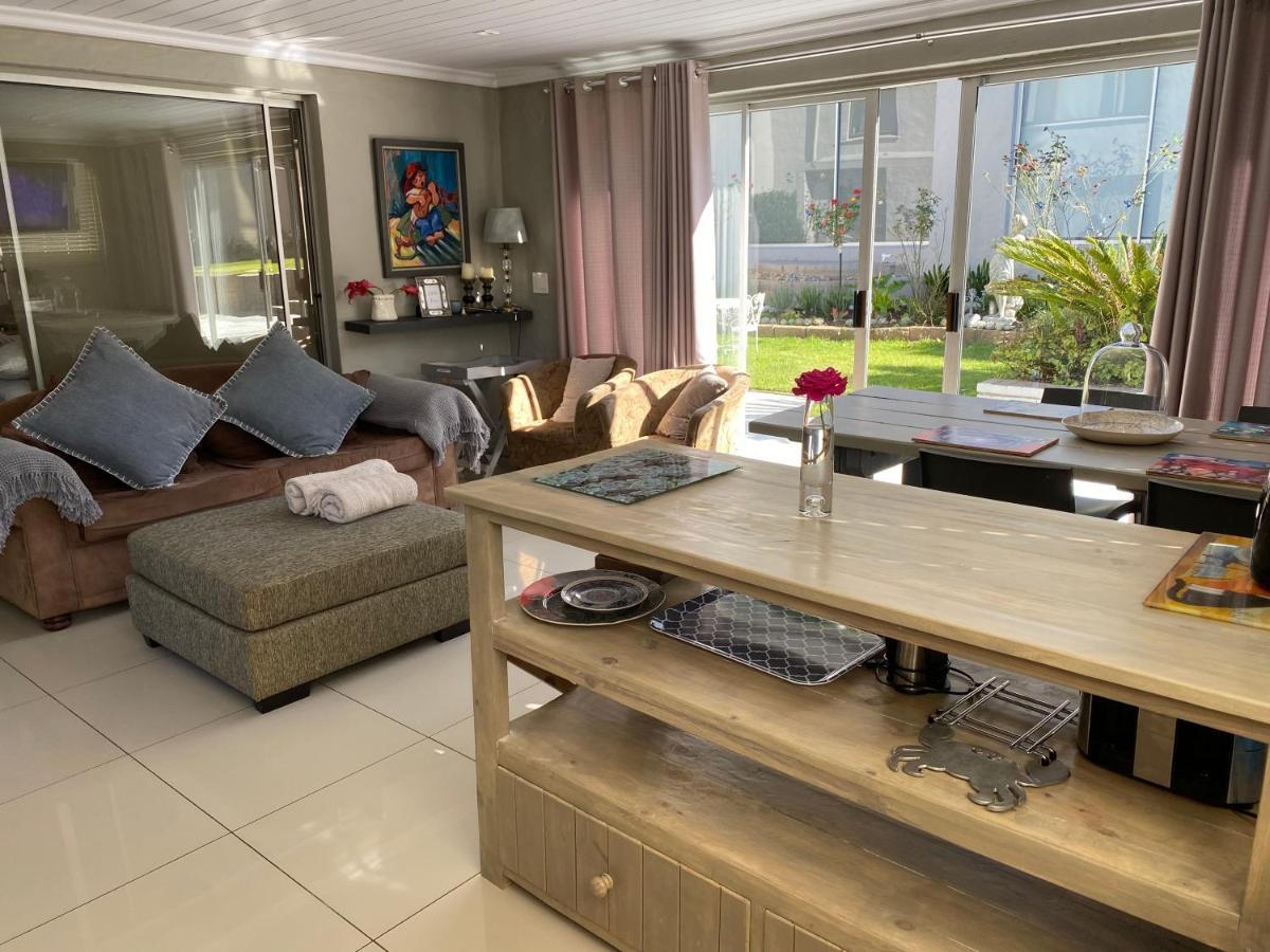 Hotel Little Fern Self Catering George Exterior foto