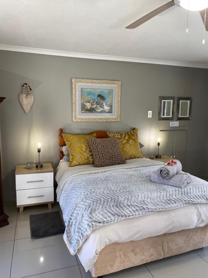 Hotel Little Fern Self Catering George Exterior foto